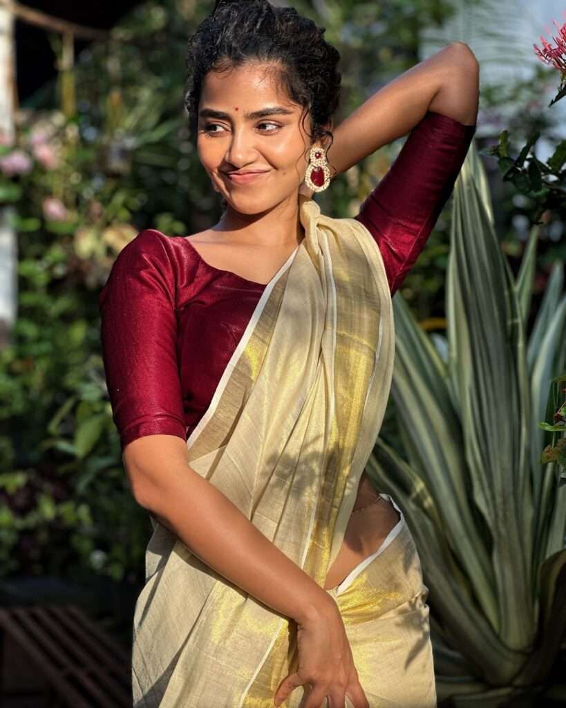 Anupama Parameswaran Images, Anupama Parameswaran IPhotos, Anupama Parameswaran Stills, Anupama Parameswaran Pics, Anupama Parameswaran Pictures, Anupama Parameswaran Saree Images, Anupama Parameswaran,