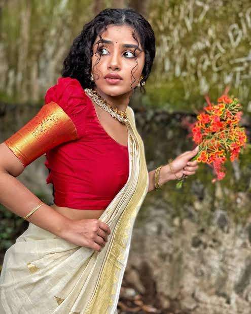 Anupama Parameswaran Images, Anupama Parameswaran IPhotos, Anupama Parameswaran Stills, Anupama Parameswaran Pics, Anupama Parameswaran Pictures, Anupama Parameswaran Saree Images, Anupama Parameswaran,