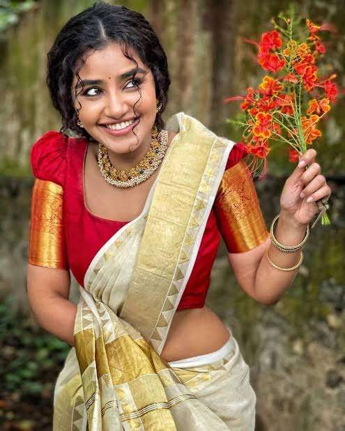 Anupama Parameswaran Images, Anupama Parameswaran IPhotos, Anupama Parameswaran Stills, Anupama Parameswaran Pics, Anupama Parameswaran Pictures, Anupama Parameswaran Saree Images, Anupama Parameswaran,