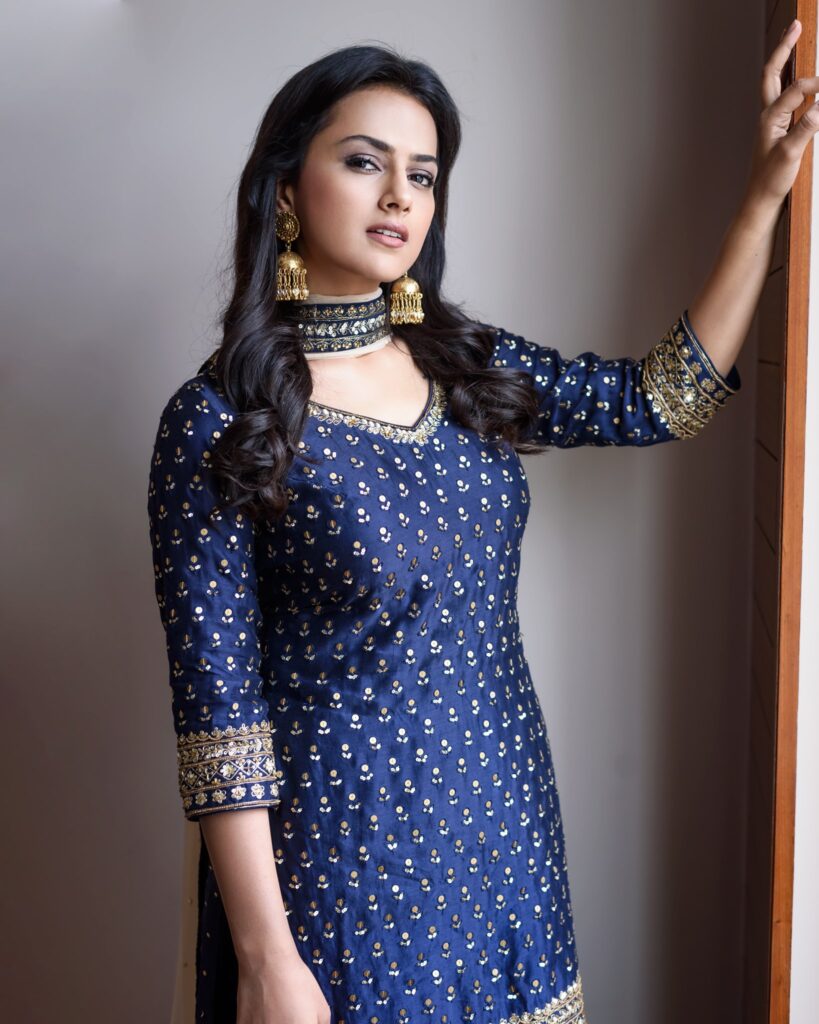 Shraddha Srinath Stunning Images, Shraddha Srinath Beautiful Images, Shraddha Srinath Photos, Shraddha Srinath pics, Shraddha Srinath stills, Shraddha Srinath