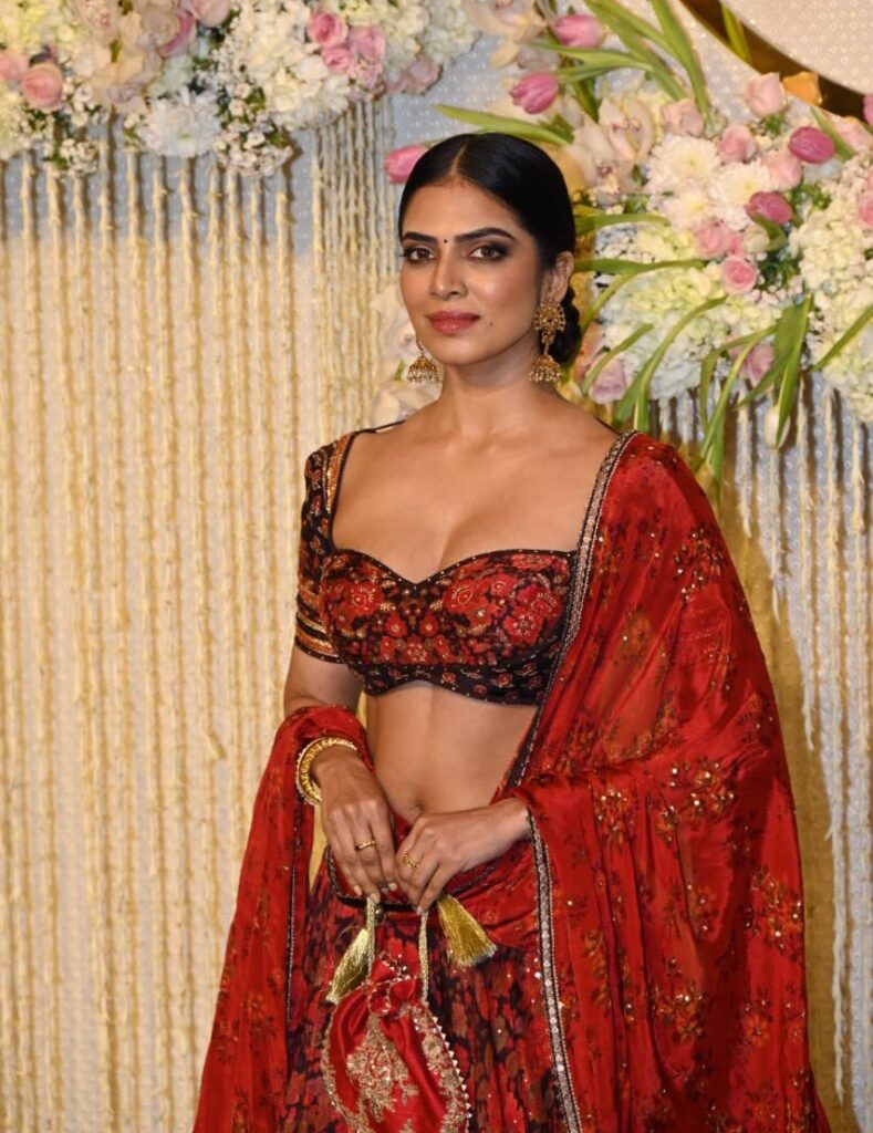 Malavika Mohanan Stunning Images, Malavika Mohanan Images, Malavika Mohanan Photos, Malavika Mohanan Hot Images, Malavika Mohanan Hot pics, Malavika Mohanan Stills,Malavika Mohanan,