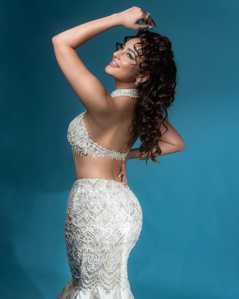 Seerat Kapoor Stunning Images, Seerat Kapoor Hot Images, Seerat Kapoor Images, Seerat Kapoor Photos, Seerat Kapoor Pics, Seerat Kapoor Pictures, Seerat Kapoor