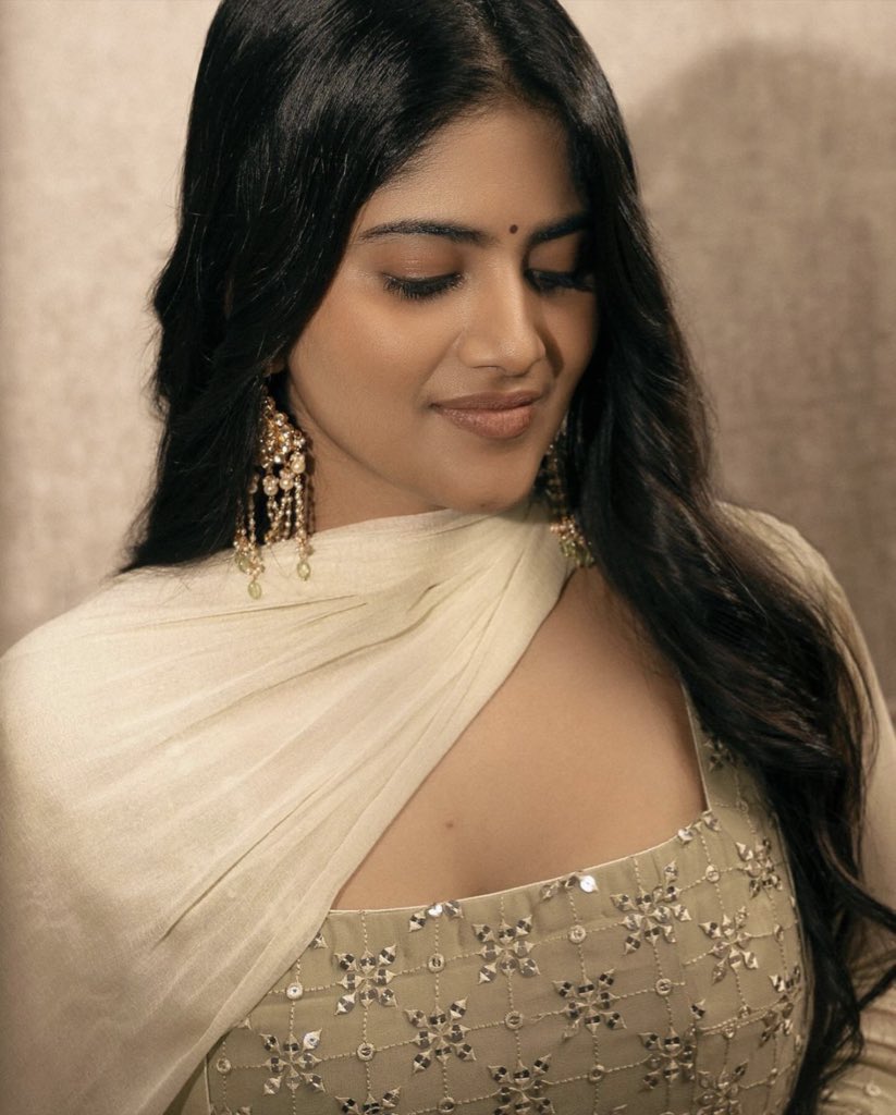 Megha Akash Stunning Images, Megha Akash Photos, Megha Akash Images, Megha Akash Pics, Megha Akash Stills, Megha Akash Hot Images, Megha Akash Pictures, Megha Akash.