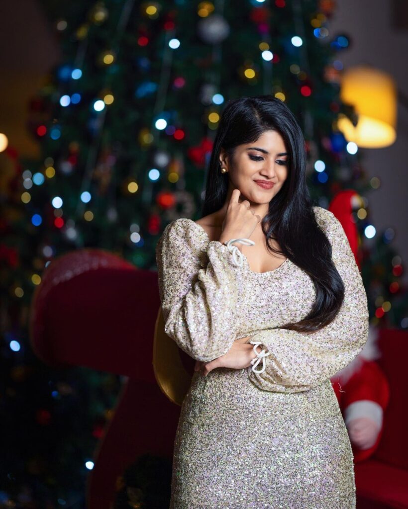 Megha Akash Stunning Images, Megha Akash Photos, Megha Akash Images, Megha Akash Pics, Megha Akash Stills, Megha Akash Hot Images, Megha Akash Pictures, Megha Akash.