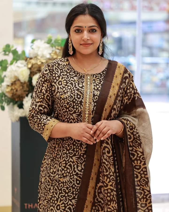 Anu Sithara Beautiful Images, Anu Sithara Images, Anu Sithara Photos, Anu Sithara Pics, Anu Sithara Stills, Anu Sithara Pictures, Anu Sithara Homely Images, Anu Sithara