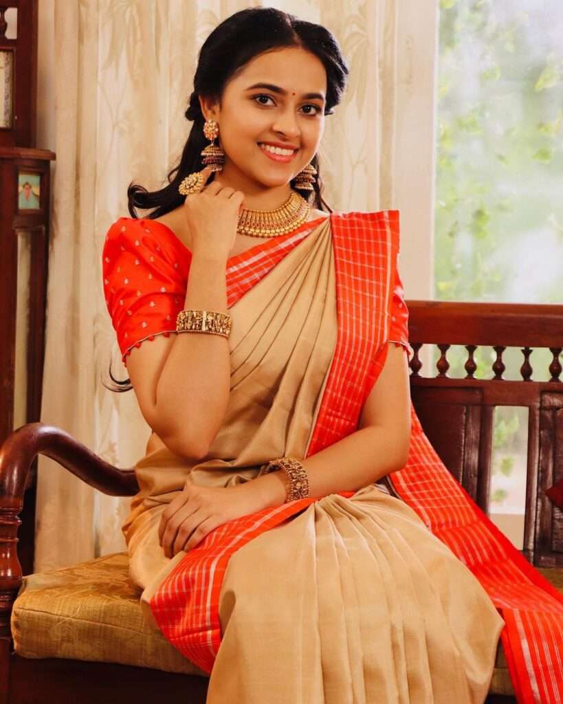 Sri Divya Beautiful Images, Sri Divya Images, Sri Divya Photos, Sri Divya Pics, Sri Divya stills, Sri Divya Pictures, Sri Divya Good Looking Images, Sri Divya Saree Images, Sri Divya.