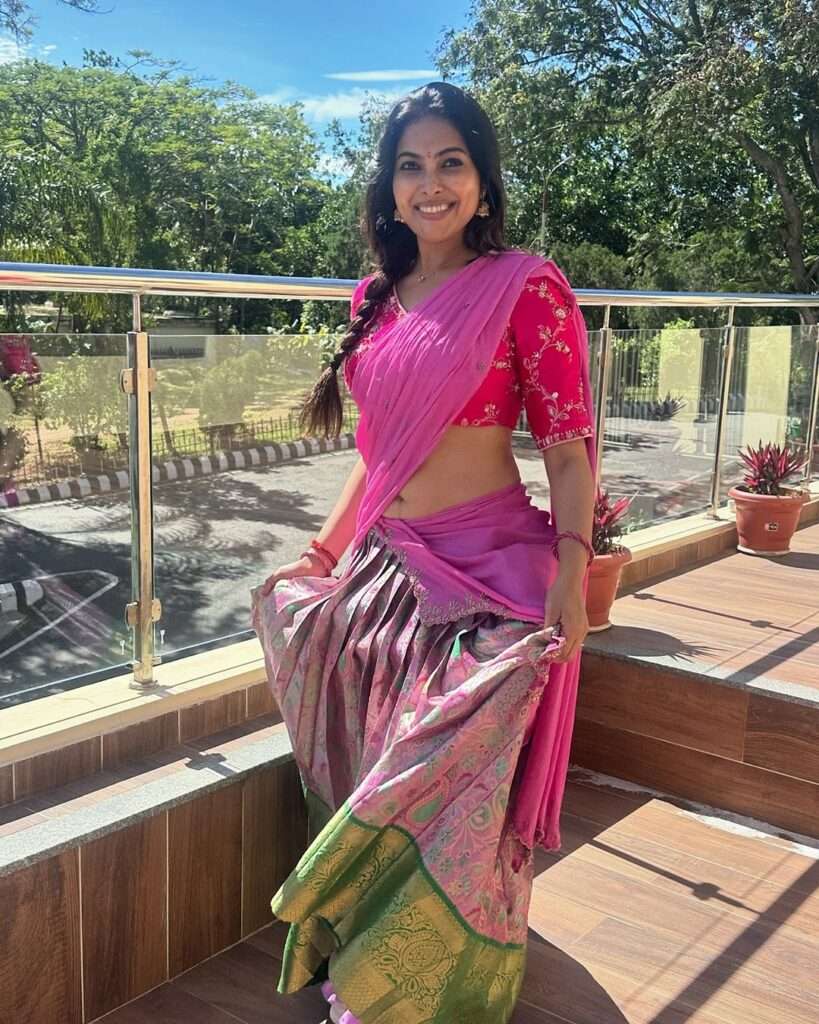 Divi Vadthya Beautiful Images, Divi Vadthya Images, Divi Vadthya Photos, Divi Vadthya Pics, Divi Vadthya Stills, Divi Vadthya Pictures, Divi Vadthya  Glamorous images, Divi Vadthya.