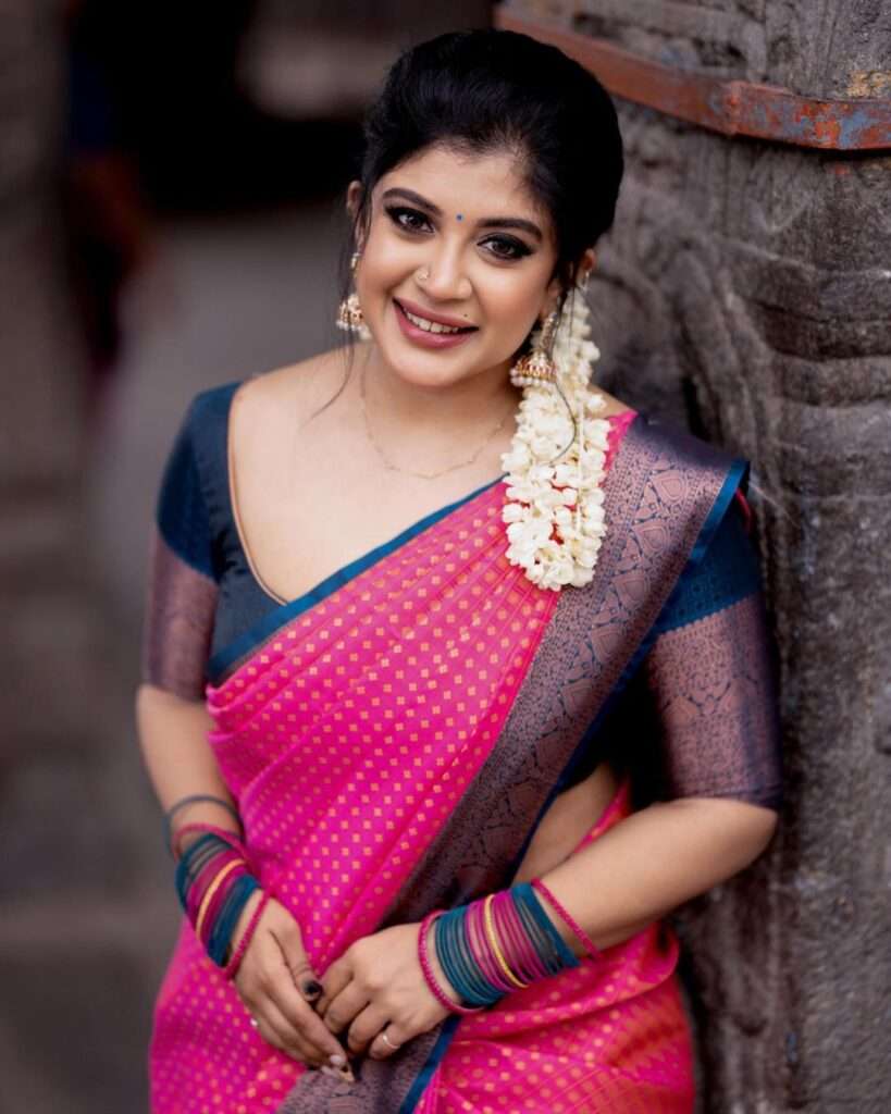 Gayathri Shan Beautiful Images, Gayathri Shan Images, Gayathri Shan Photos, Gayathri Shan Pics, Gayathri Shan Stills, Gayathri Shan Pictures, Gayathri Shan