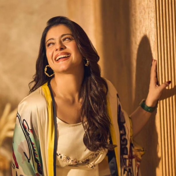 Kajol Hot Images, Kajol Stunning Images, Kajol Pics, Kajol Pictures, Kajol Images, Kajol Photos, Kajol Stills, Kajol Chubby Images, Kajol saree Images, Kajol Hot