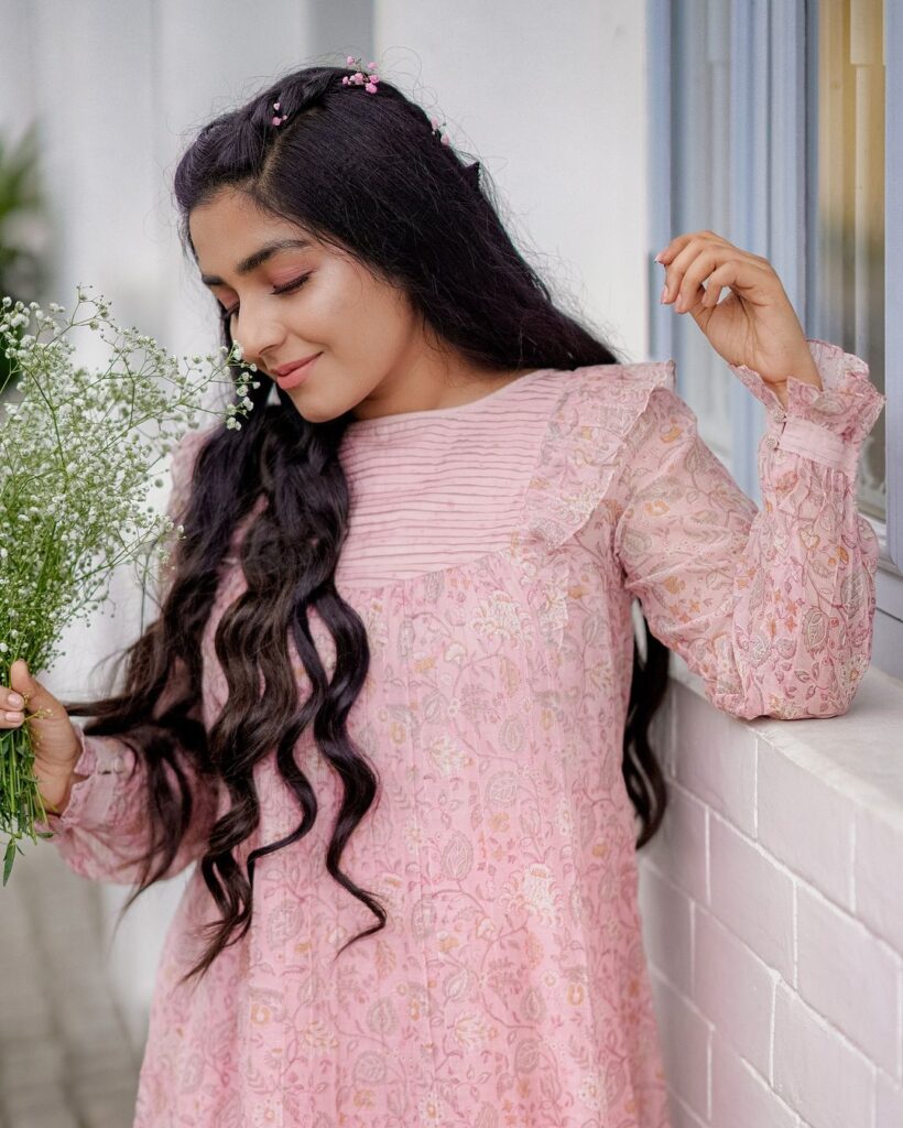 Rajisha Vijayan Beautiful Images, Rajisha Vijayan Stunning Images,  Rajisha Vijayan Pics, Rajisha Vijayan Images, Rajisha Vijayan Hot, Rajisha Vijayan stills, Rajisha Vijayan Pictures, Rajisha Vijayan.