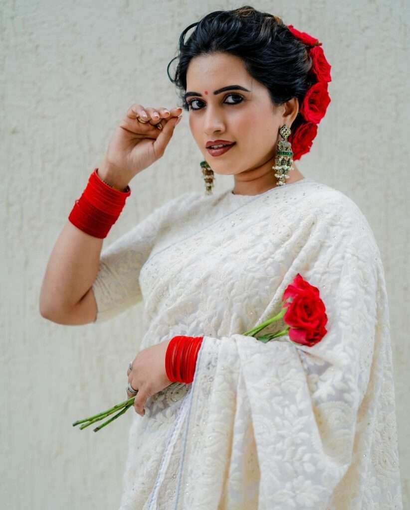 Sravanthi Chokarapu Beautiful Images, Sravanthi Chokarapu Images, Sravanthi Chokarapu Photos, Sravanthi Chokarapu Pics, Sravanthi Chokarapu Stills, Sravanthi Chokarapu Pictures, Sravanthi Chokarapu Saree Images, Sravanthi Chokarapu.