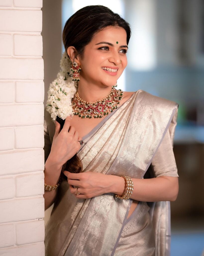 Dhivya Dharshini Beautiful Images, Dhivya Dharshini Images, Dhivya Dharshini Photos, Dhivya Dharshini Stills, Dhivya Dharshini Pics, Dhivya DharshiniPictures, Dhivya Dharshini.