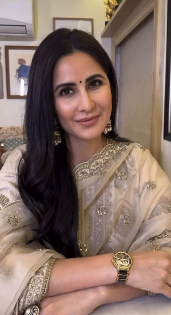 Katrina Kaif Latest Images, Katrina Kaif Images, Katrina Kaif Photos, Katrina Kaif Stills, Katrina Kaif Pics, Katrina Kaif Pictures, Katrina Kaif Photo Gallery, Katrina Kaif.