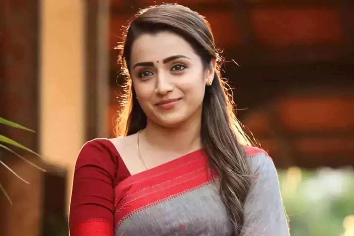 5 Best Glamorous Images of Trisha Krishnan, Trisha Krishnan’s 5 Most Glamorous Moments, Top 5 Glamorous Looks of Trisha Krishnan, Trisha Krishnan Glamorous Side,