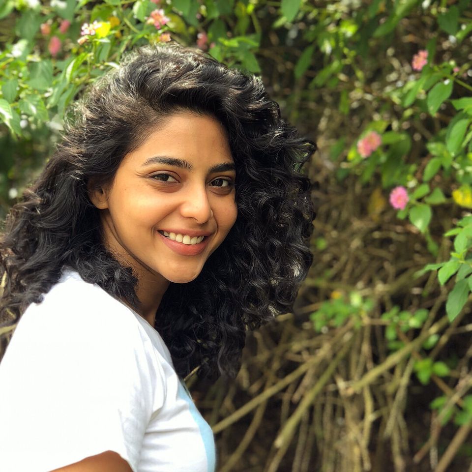 Aishwarya Lekshmi Family, Aishwarya Lekshmi Age, Aishwarya Lekshmi Height, Aishwarya Lekshmi DOB, Aishwarya Lekshmi Native Place, Aishwarya Lekshmi Personal