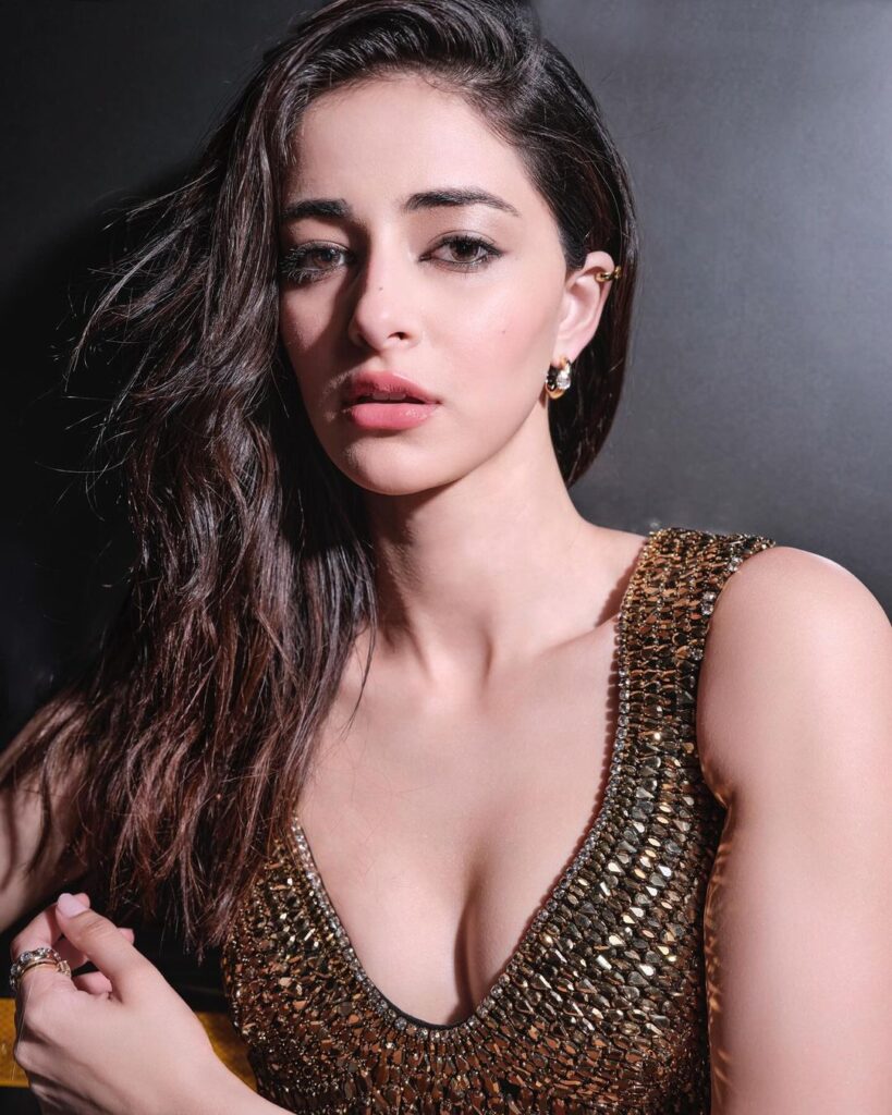 Ananya Panday Family, Ananya Panday Age, Ananya Panday Height, Ananya Panday Husband, Ananya Panday Father, Ananya Panday Mother, Ananya Panday Sister, Ananya Panday,