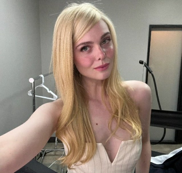 Elle Fanning Family, Age, Height, Husband, Children, Personal Life