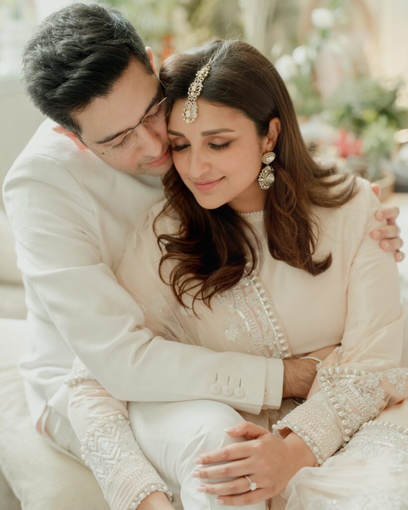 Parineeti Chopra Family, Parineeti Chopra Age, Parineeti Chopra Height, Parineeti Chopra Husband, Parineeti Chopra Father, Parineeti Chopra Mother, Parineeti Chopra Brothers, Parineeti Chopra,