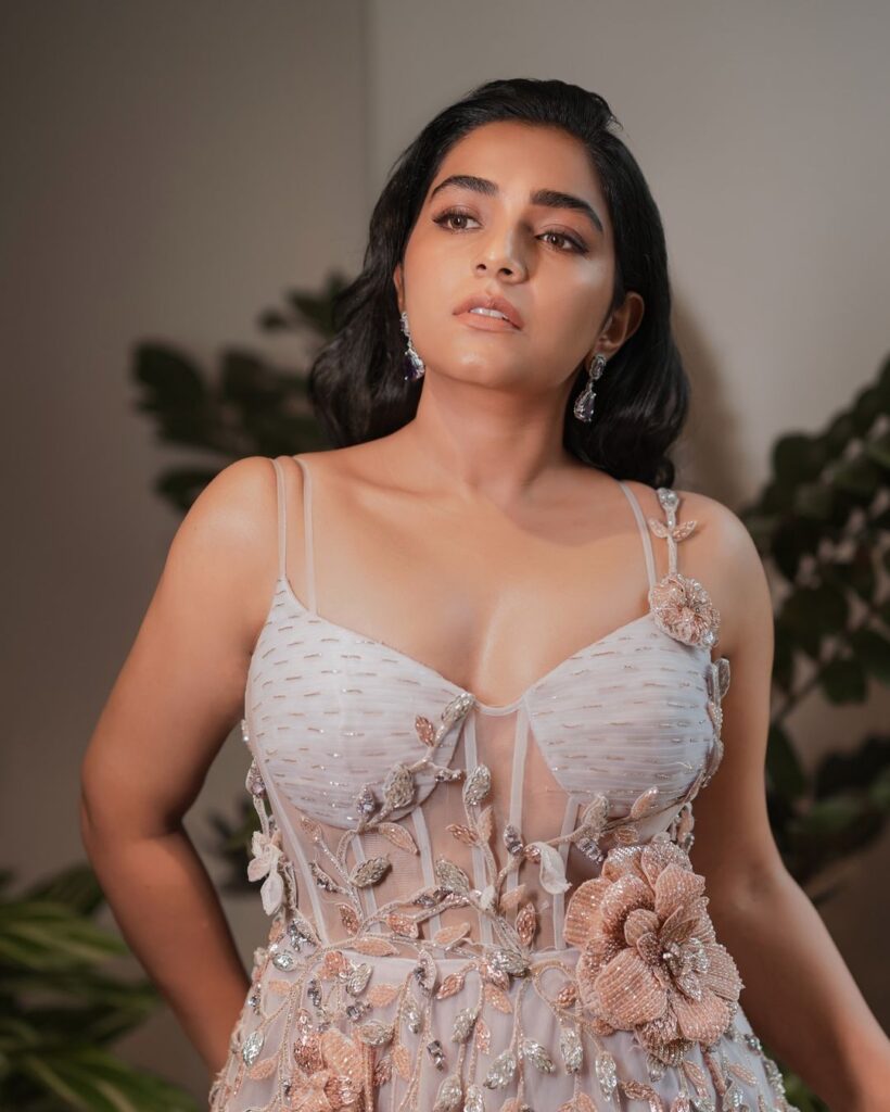 Rajisha Vijayan Family, Rajisha Vijayan Age, Rajisha Vijayan Height, Rajisha Vijayan Husband, Rajisha Vijayan Father, Rajisha Vijayan Mother, Rajisha Vijayan, 