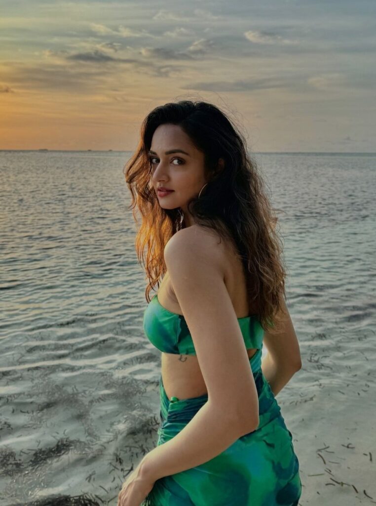 Shanvi Srivastava Family, Shanvi Srivastava Age, Shanvi Srivastava Height, Shanvi Srivastava Sister, Shanvi Srivastava DOB, Shanvi Srivastava Birth Place, Shanvi Srivastava,